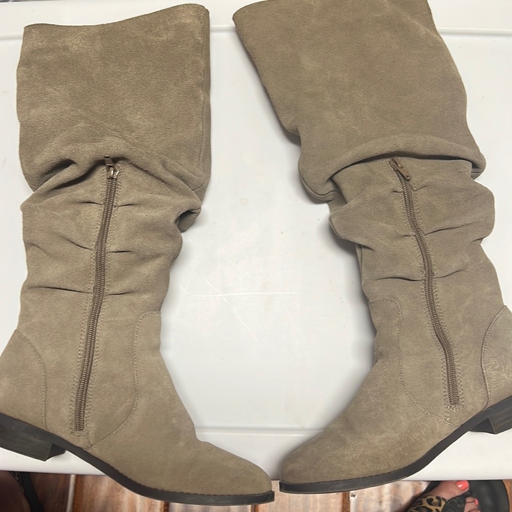 Steve Madden boots